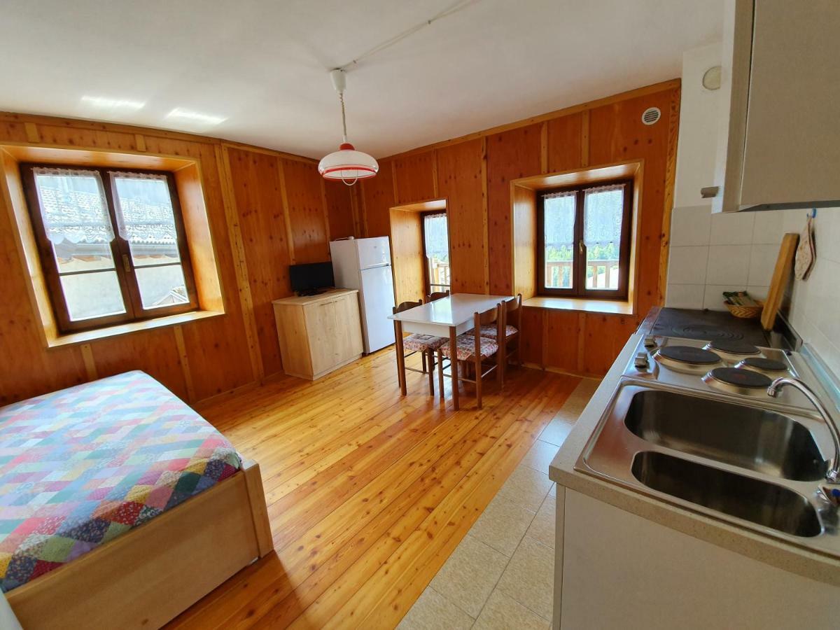 Casa Vacanze La Maddalena Sant'Orsola Екстериор снимка